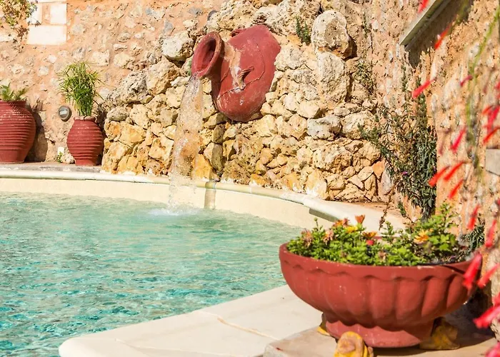 Samonas - Red Fliskouni Chania (Crete)