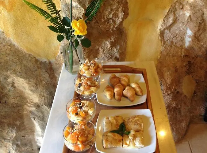 בית נופש Samonas - Red Fliskouni *